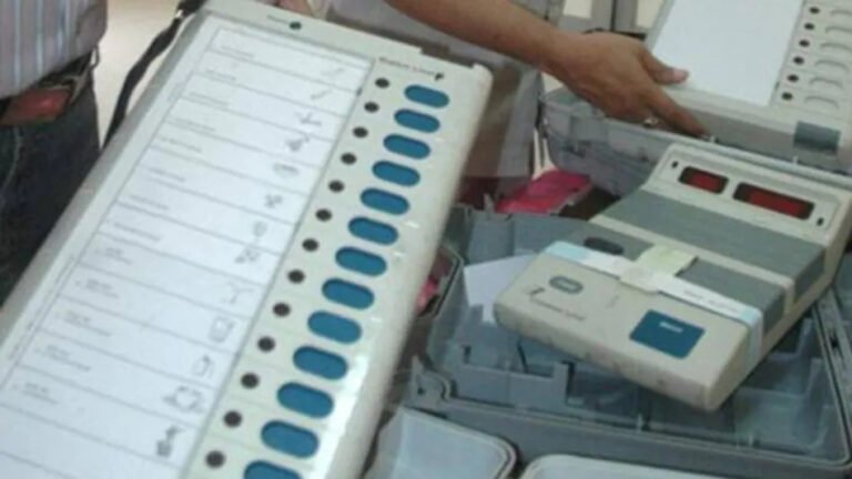 UP News: सपा के इस नेता ने ट्वीट कर साधा भाजपा पर निशाना, EVM में गड़बड़ी की कही बात