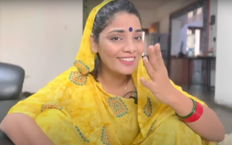 ‘भड़काऊ’ पोस्ट के आरोप में लोक गायिका नेहा सिंह राठौर के खिलाफ राजद्रोह का मामला दर्ज