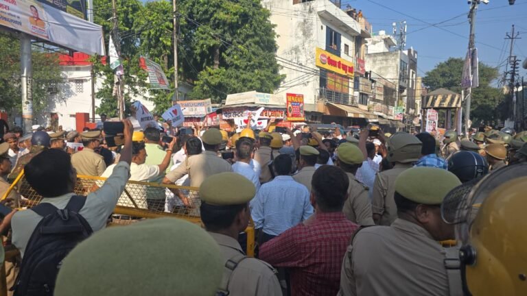बरेली में ‘आई लव मोहम्मद’ मामला गरमाया, पुलिस ने किया लाठी चार्ज